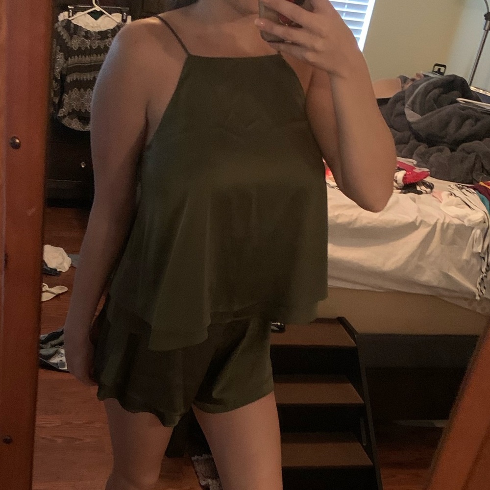 Top and bottom set